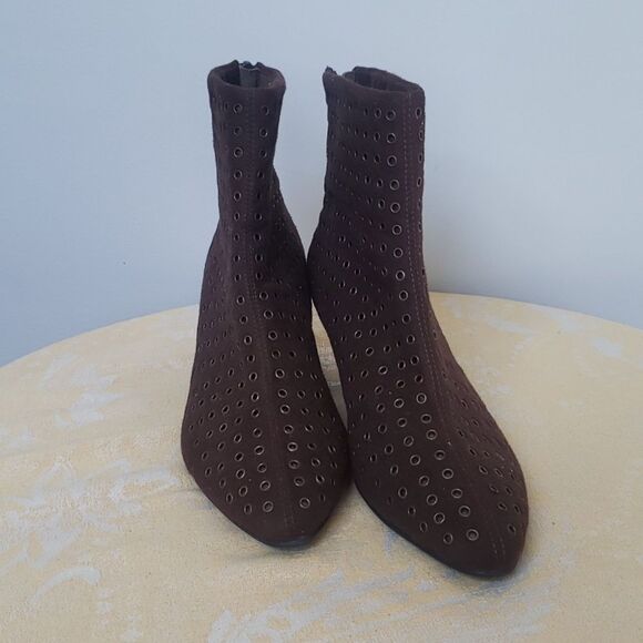 Chico's Boot Womens Kitten Heel Perforated Brown Fabric Fall Aesthetic Shoe - Picture 1 of 7